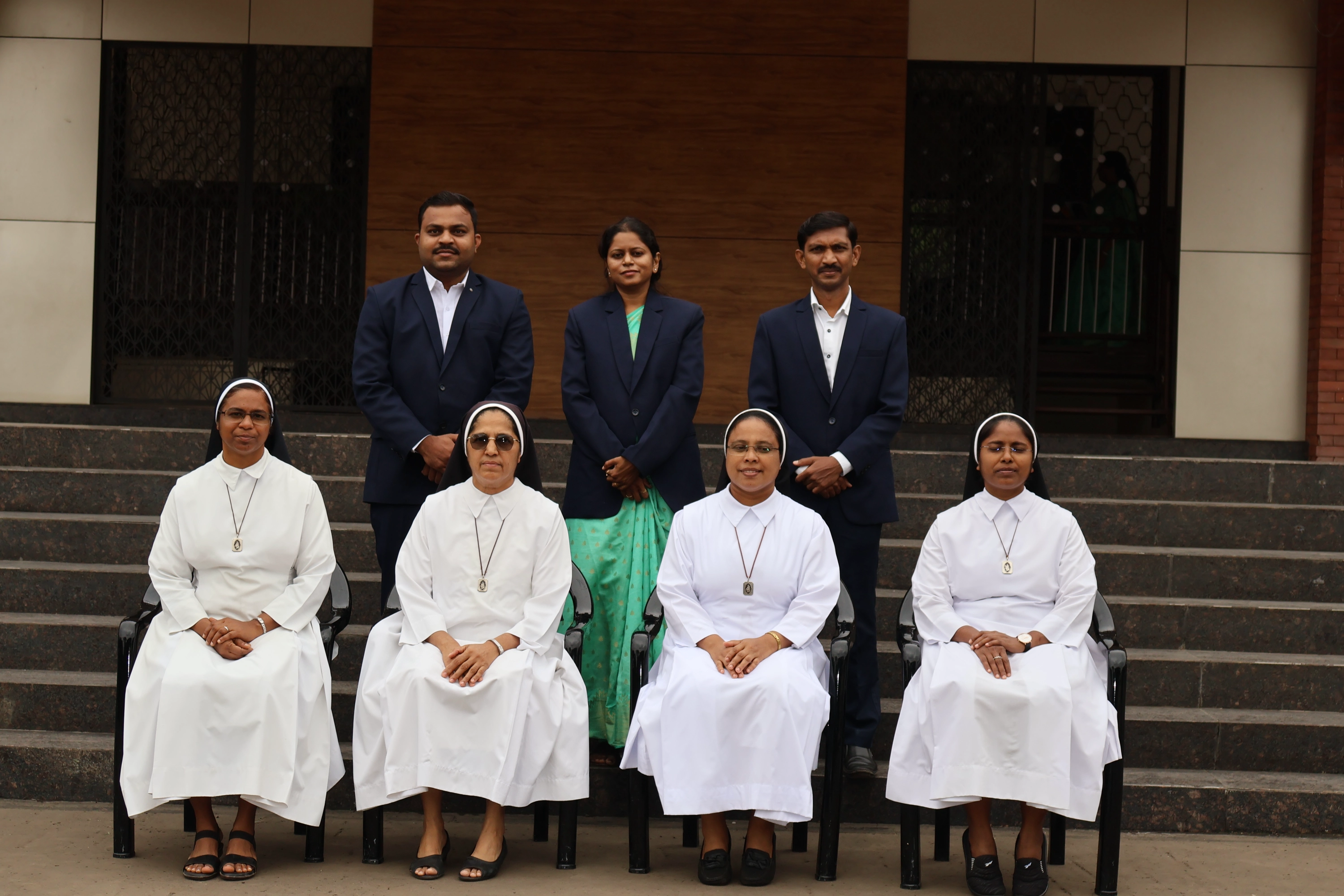 Clerical%20staff@0.5x